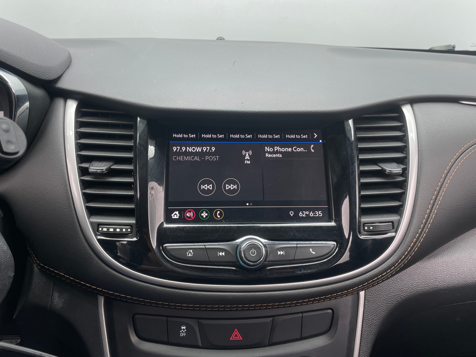 Thumbnail: 2021 Chevrolet Trax - 4