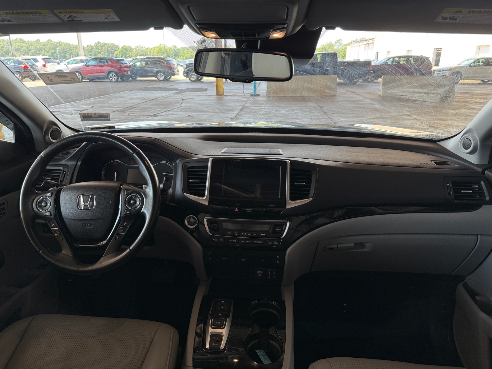 Thumbnail: 2018 Honda Pilot - 2