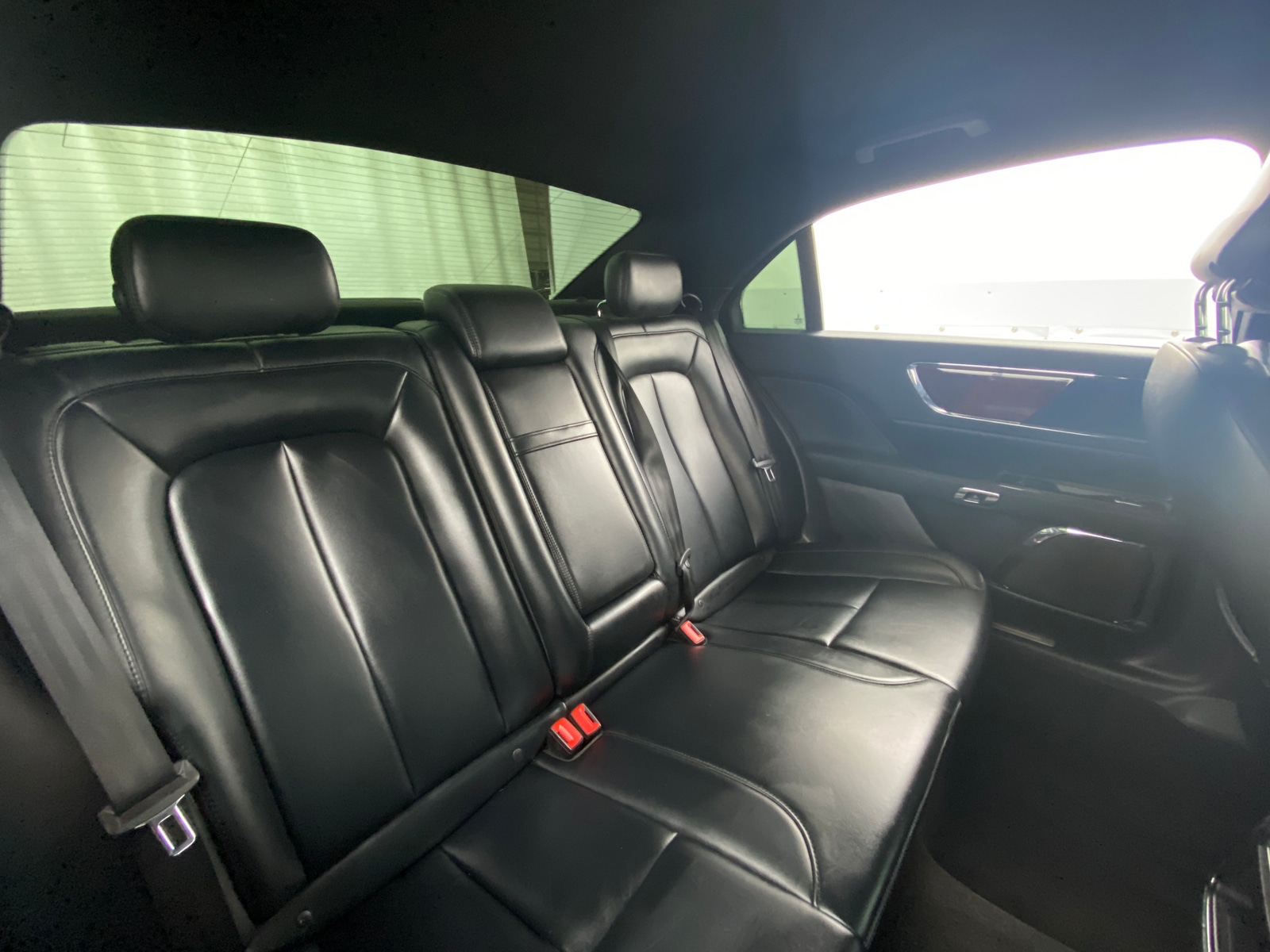 Thumbnail: 2020 Lincoln Continental - 5