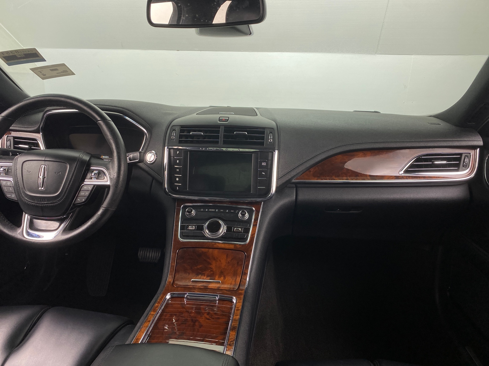 Thumbnail: 2020 Lincoln Continental - 2