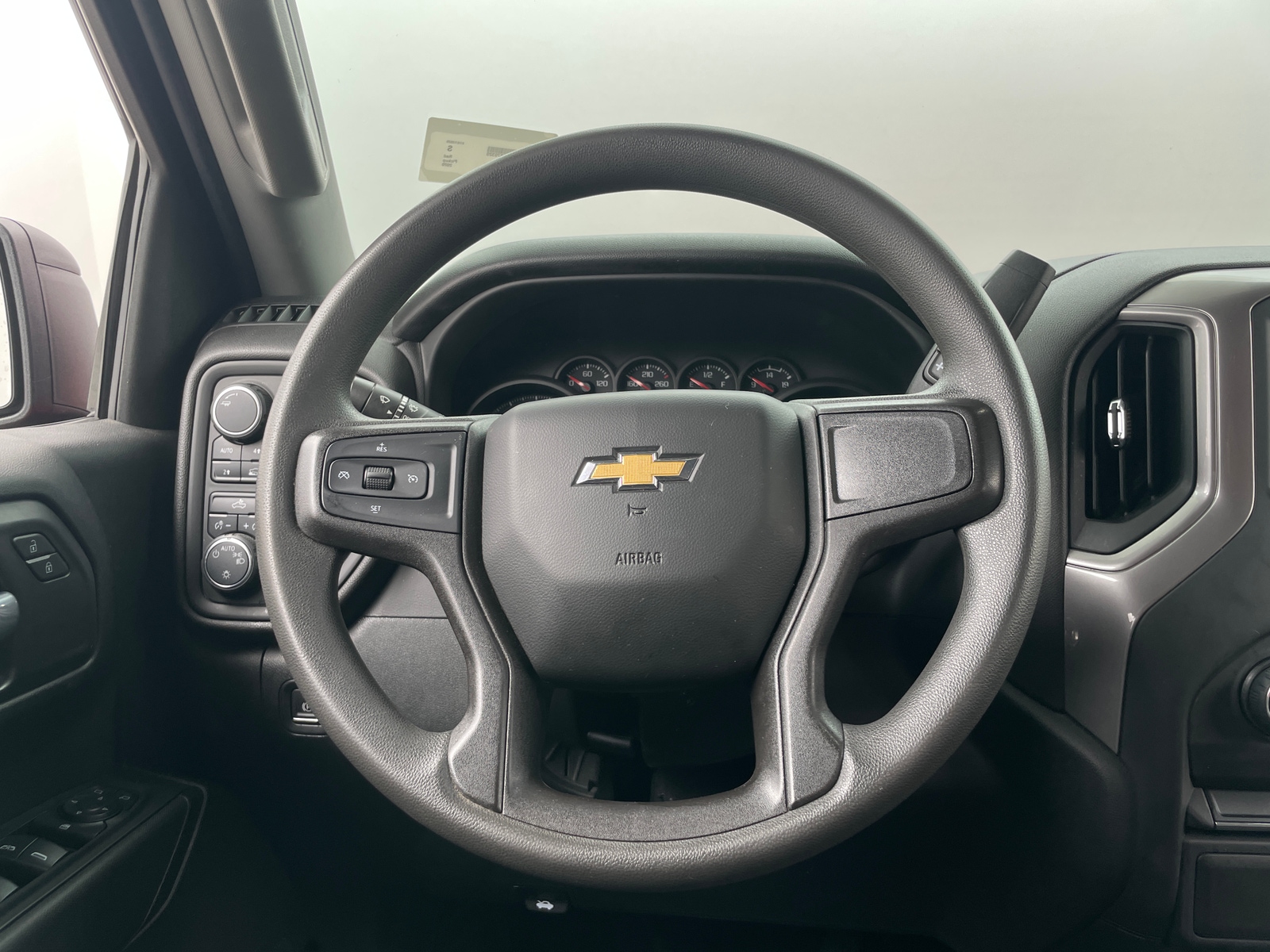 Thumbnail: 2020 Chevrolet Silverado 1500 - 5