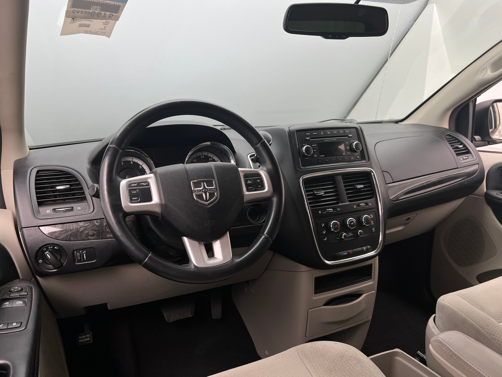 Thumbnail: 2014 Dodge Grand Caravan - 3