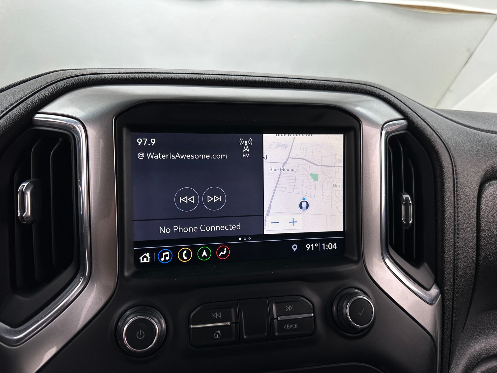 Thumbnail: 2019 Chevrolet Silverado 1500 - 3