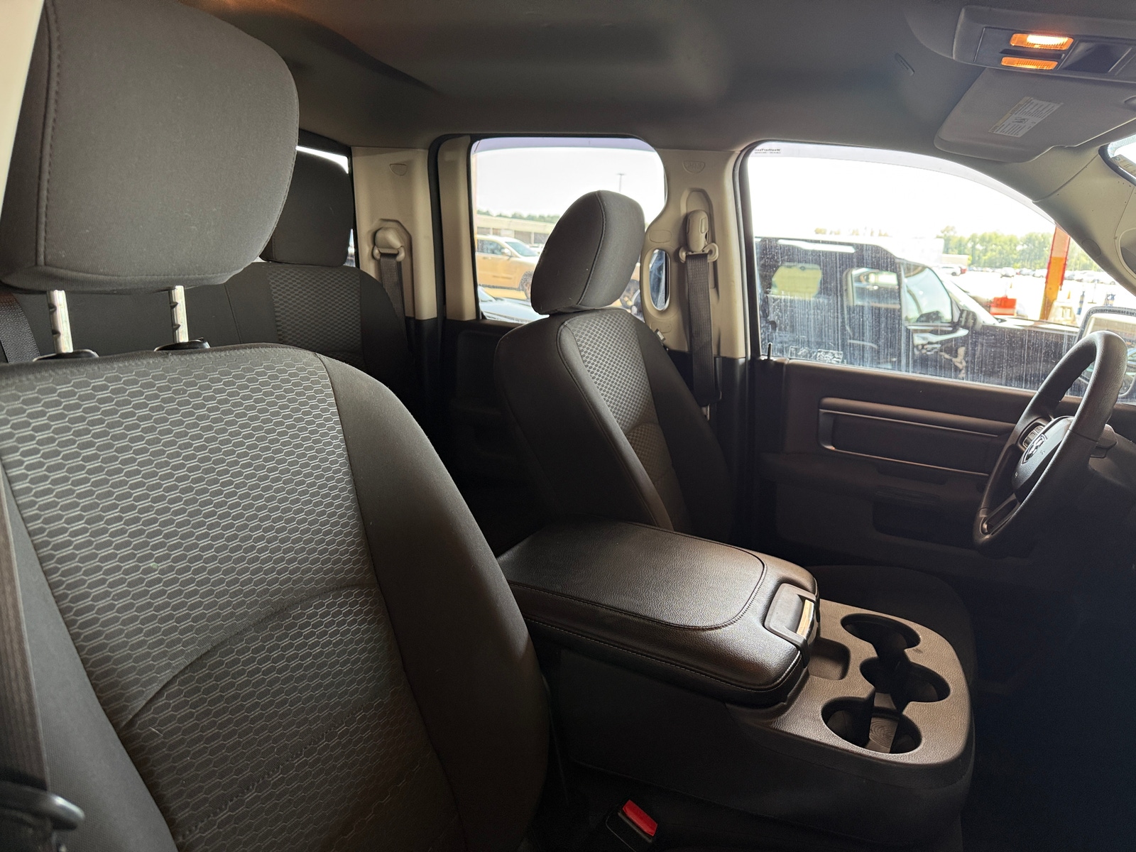 Thumbnail: 2019 RAM 1500 Classic - 2
