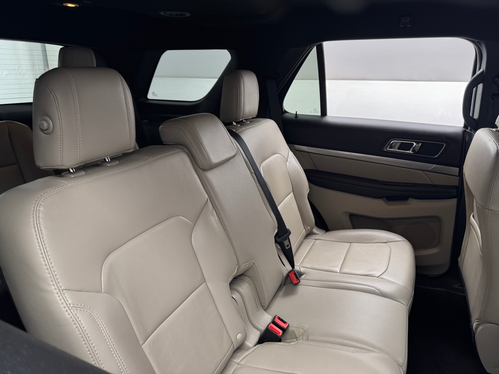 Thumbnail: 2018 Ford Explorer - 5