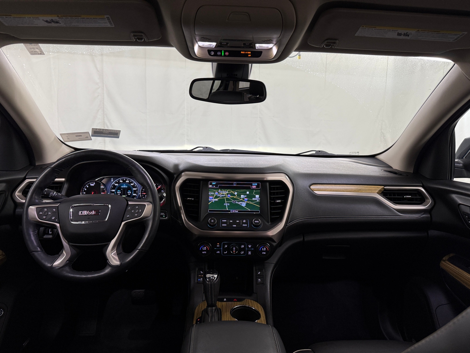 Thumbnail: 2018 GMC Acadia - 2
