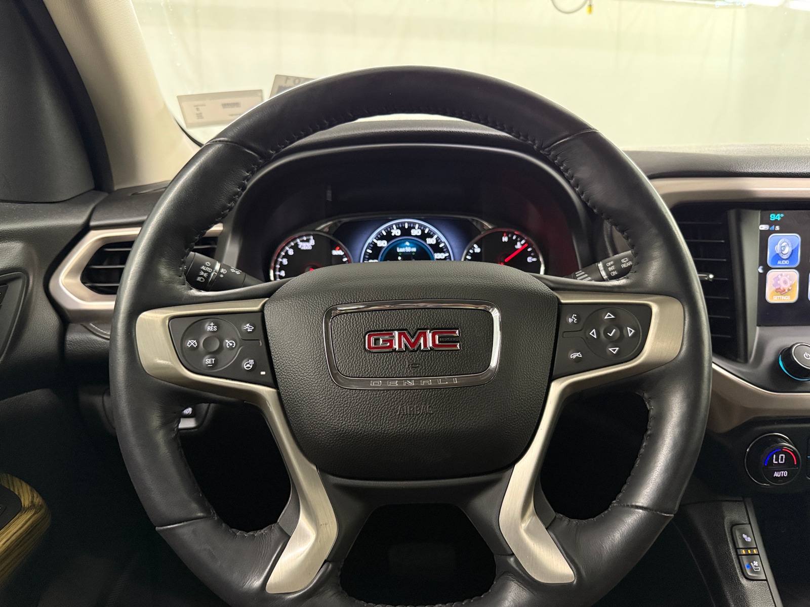 Thumbnail: 2018 GMC Acadia - 4