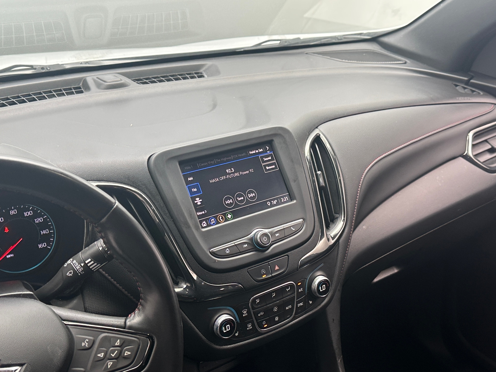 Thumbnail: 2022 Chevrolet Equinox - 3