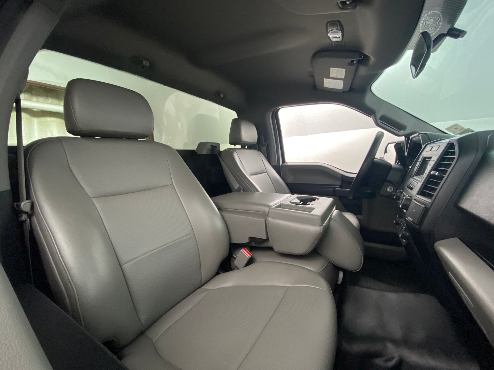 Thumbnail: 2016 Ford Econoline - 2