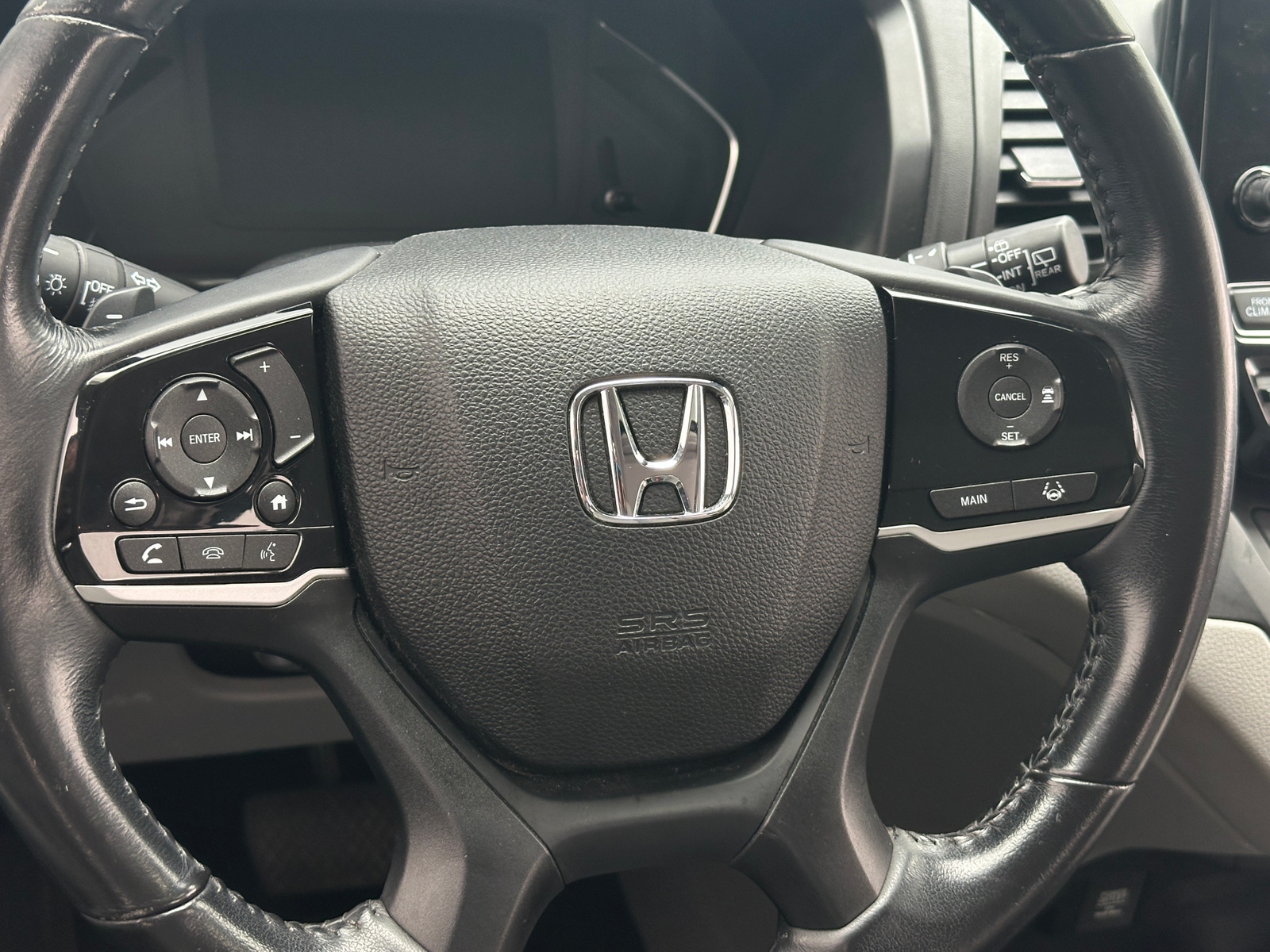 Thumbnail: 2018 Honda Odyssey - 4