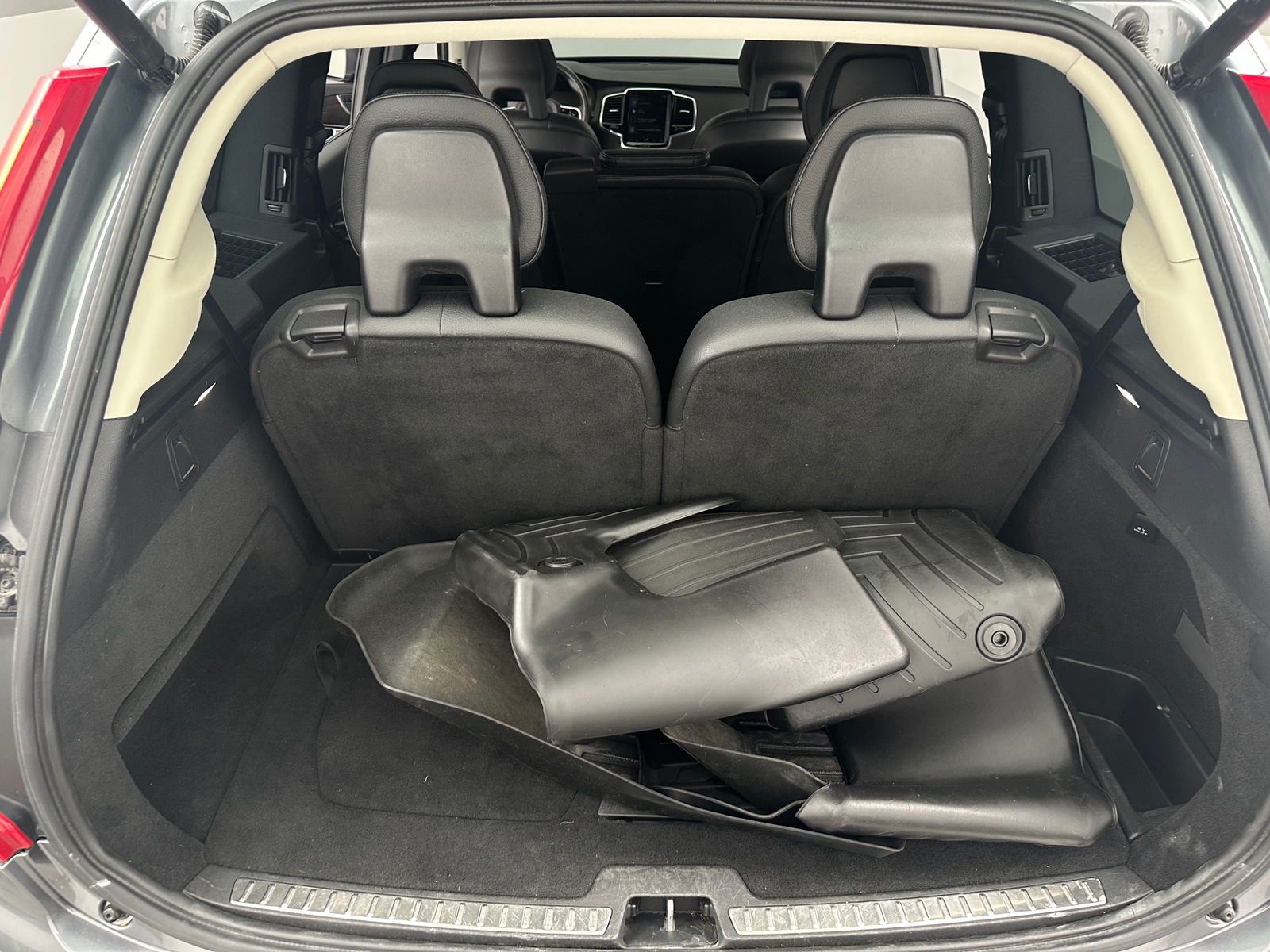 Thumbnail: 2017 Volvo XC90 - 6