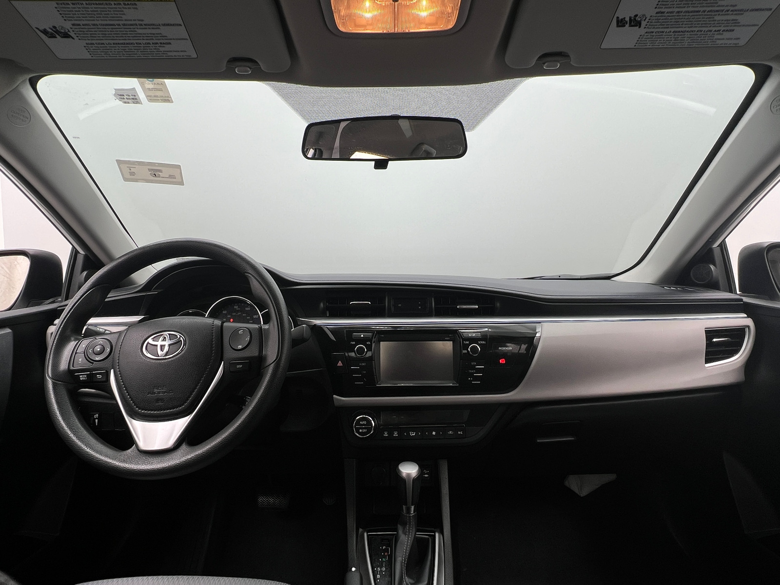 Thumbnail: 2016 Toyota Corolla - 3