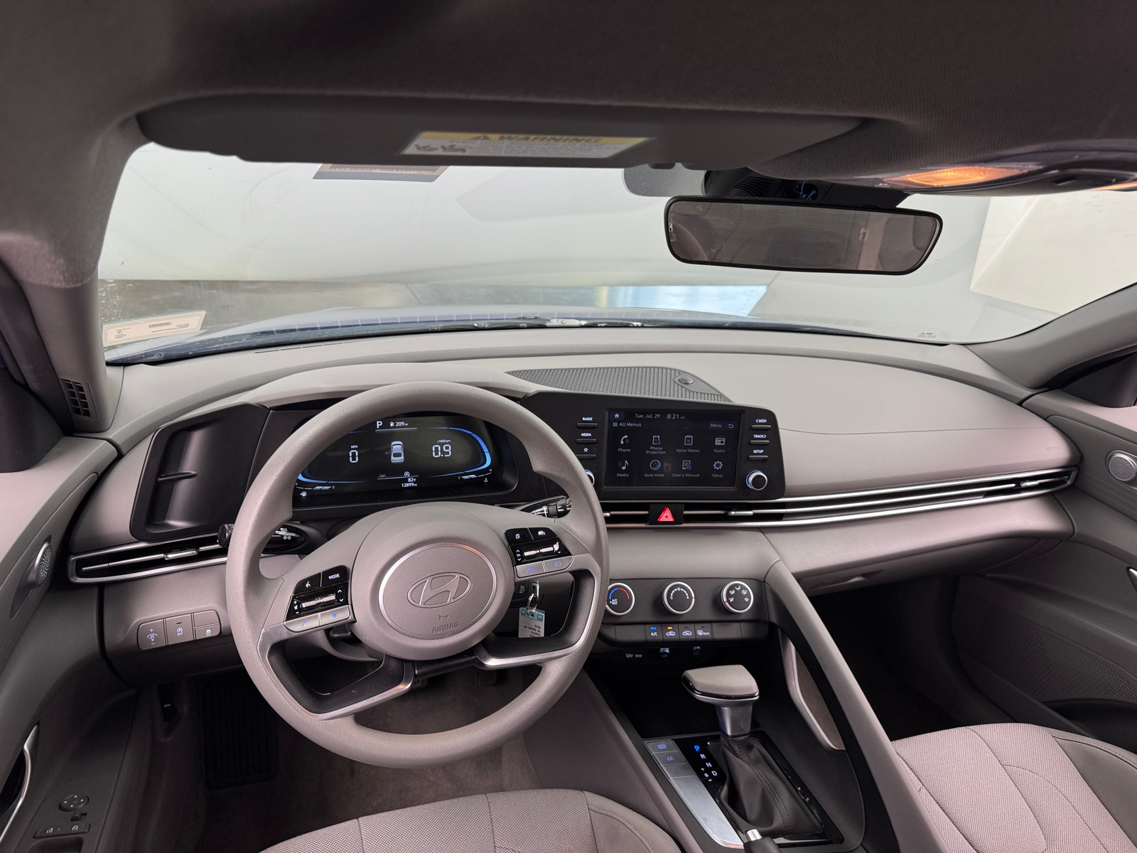 Thumbnail: 2024 Hyundai Elantra - 3
