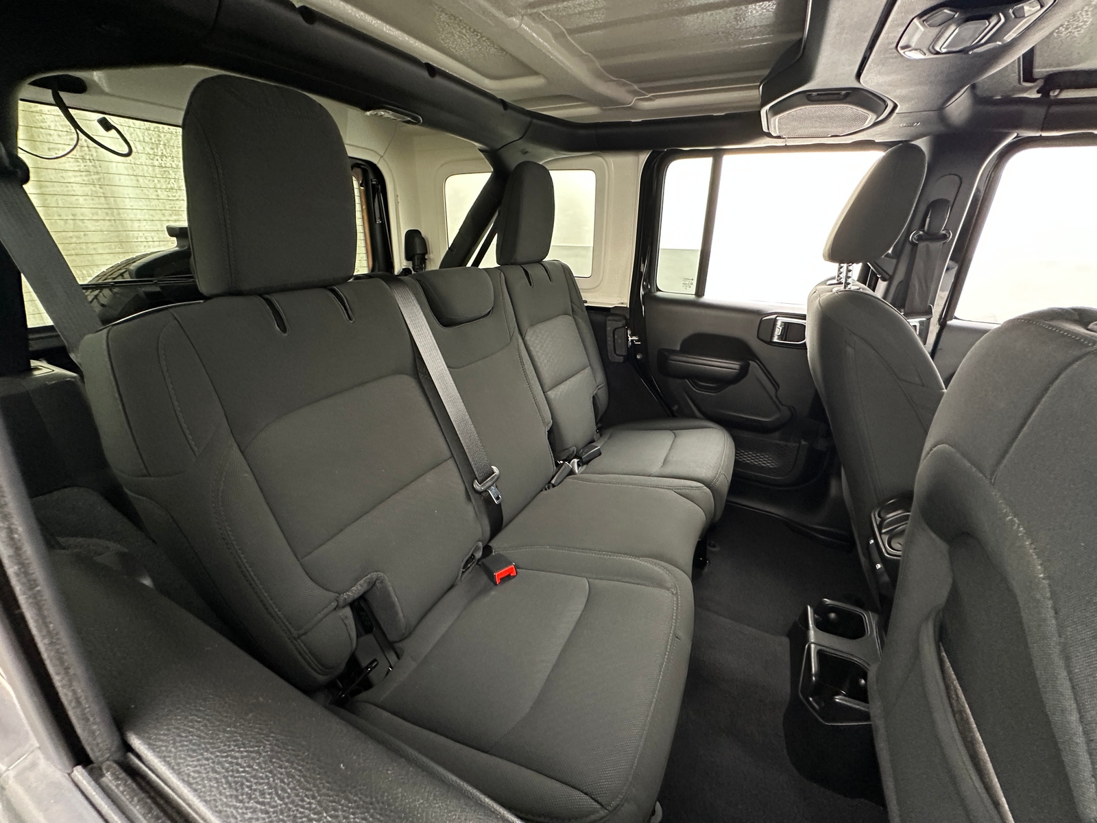 Thumbnail: 2021 Jeep Wrangler - 6