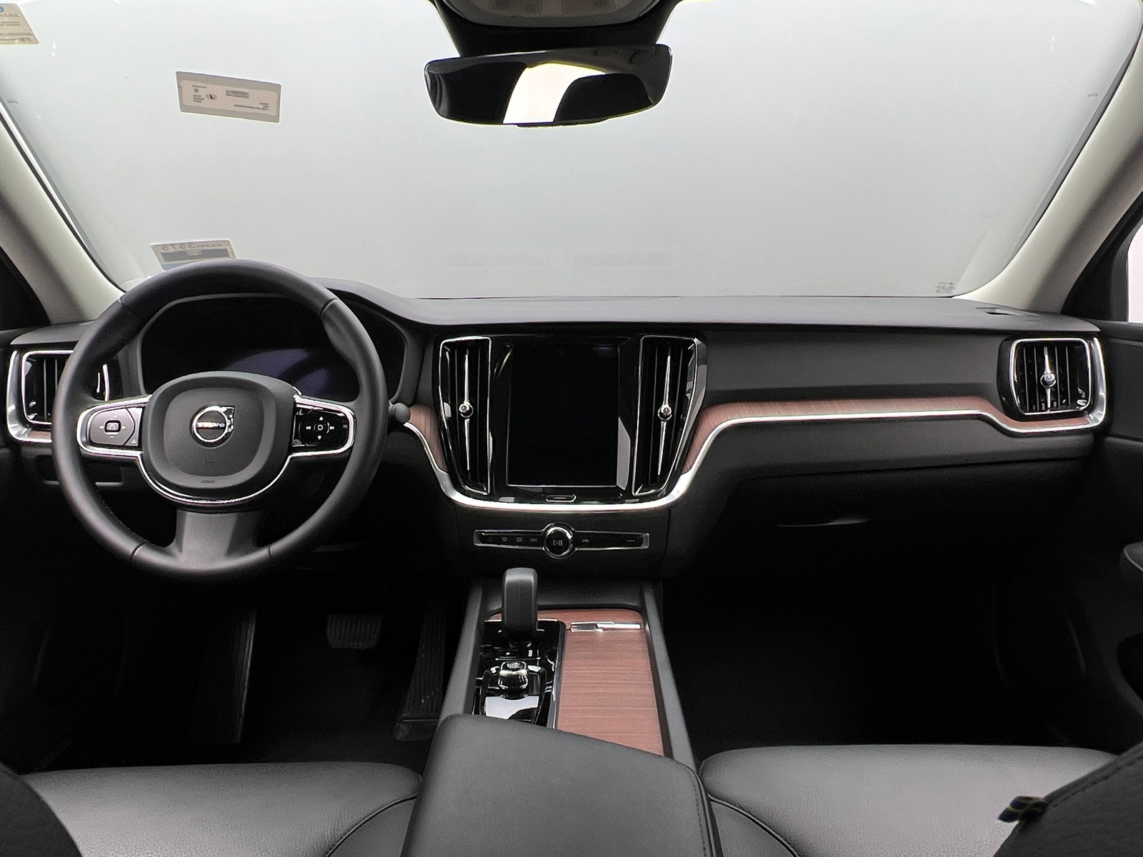 Thumbnail: 2024 Volvo S60 - 2