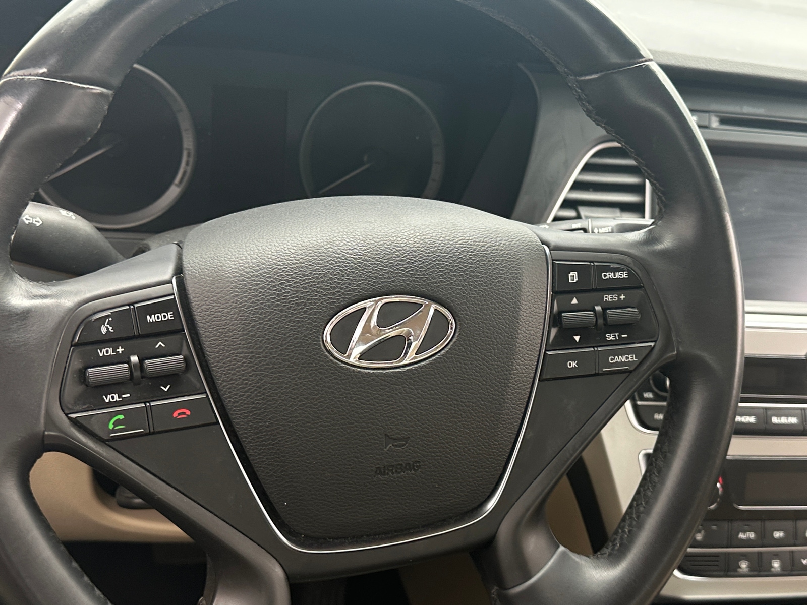 Thumbnail: 2015 Hyundai Sonata - 4