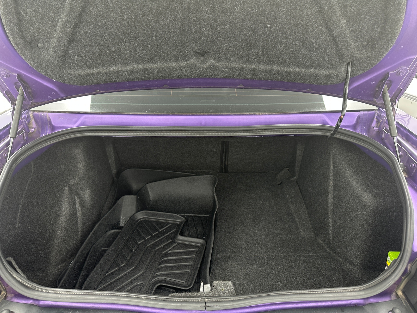 Thumbnail: 2016 Dodge Challenger - 4