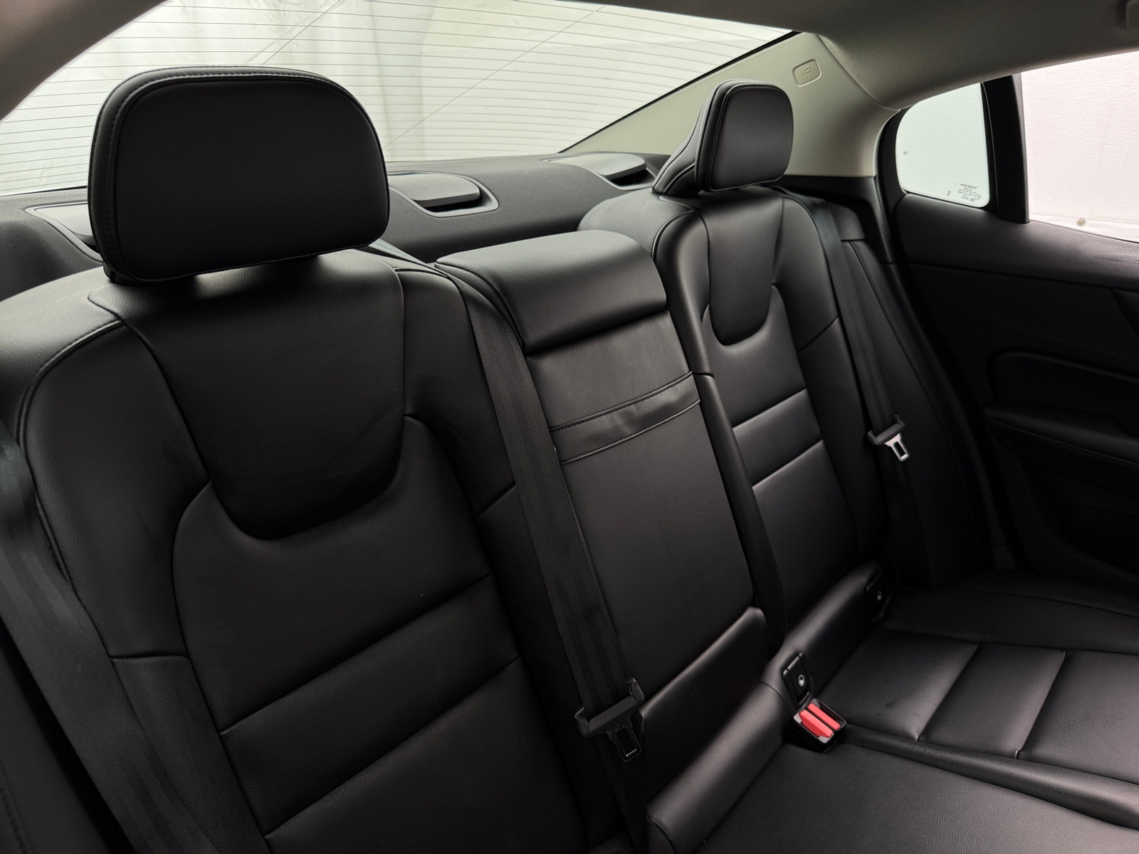 Thumbnail: 2024 Volvo S60 - 6