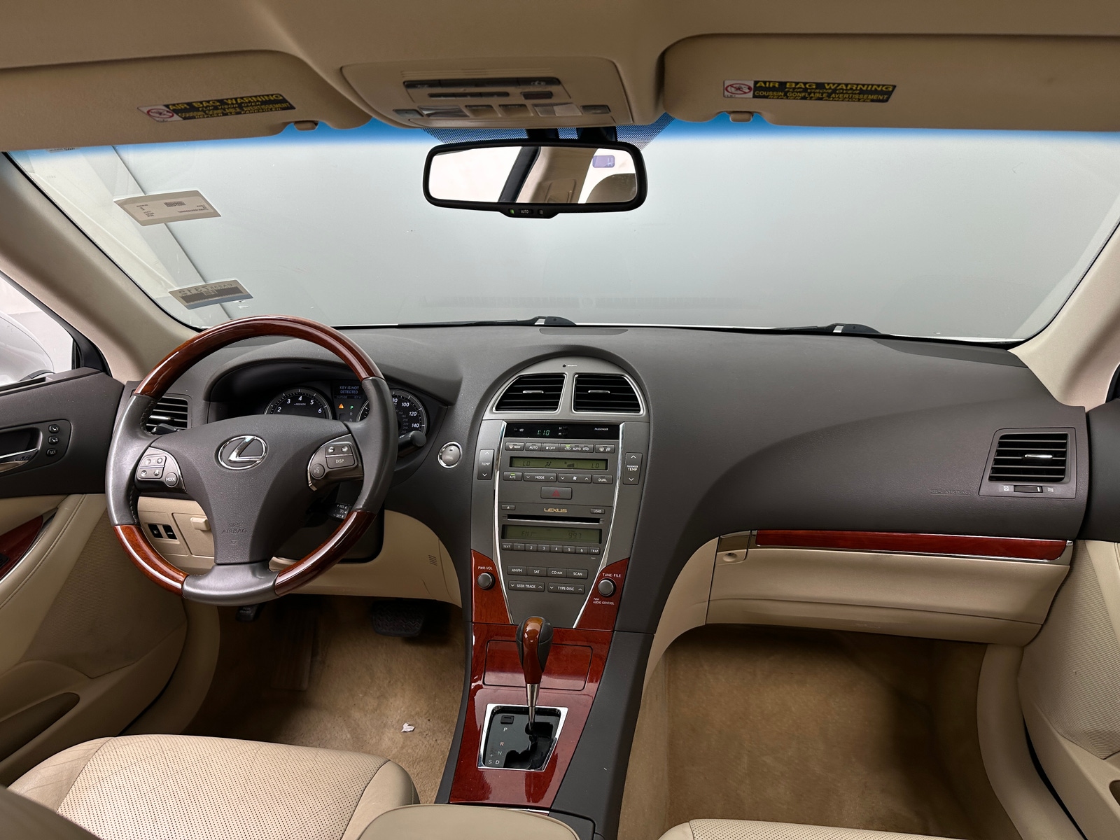 Thumbnail: 2010 Lexus ES - 2