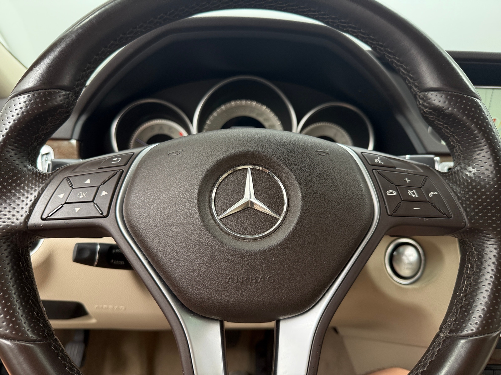 Thumbnail: 2014 Mercedes-Benz E-Class - 4