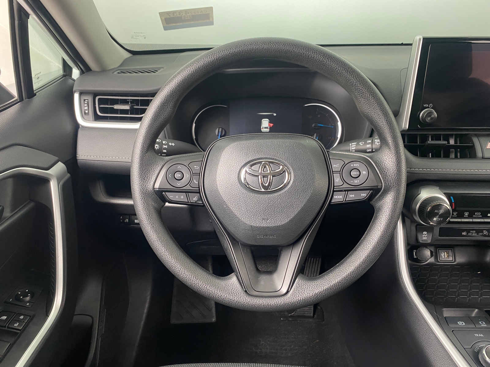 Thumbnail: 2023 Toyota RAV4 - 5