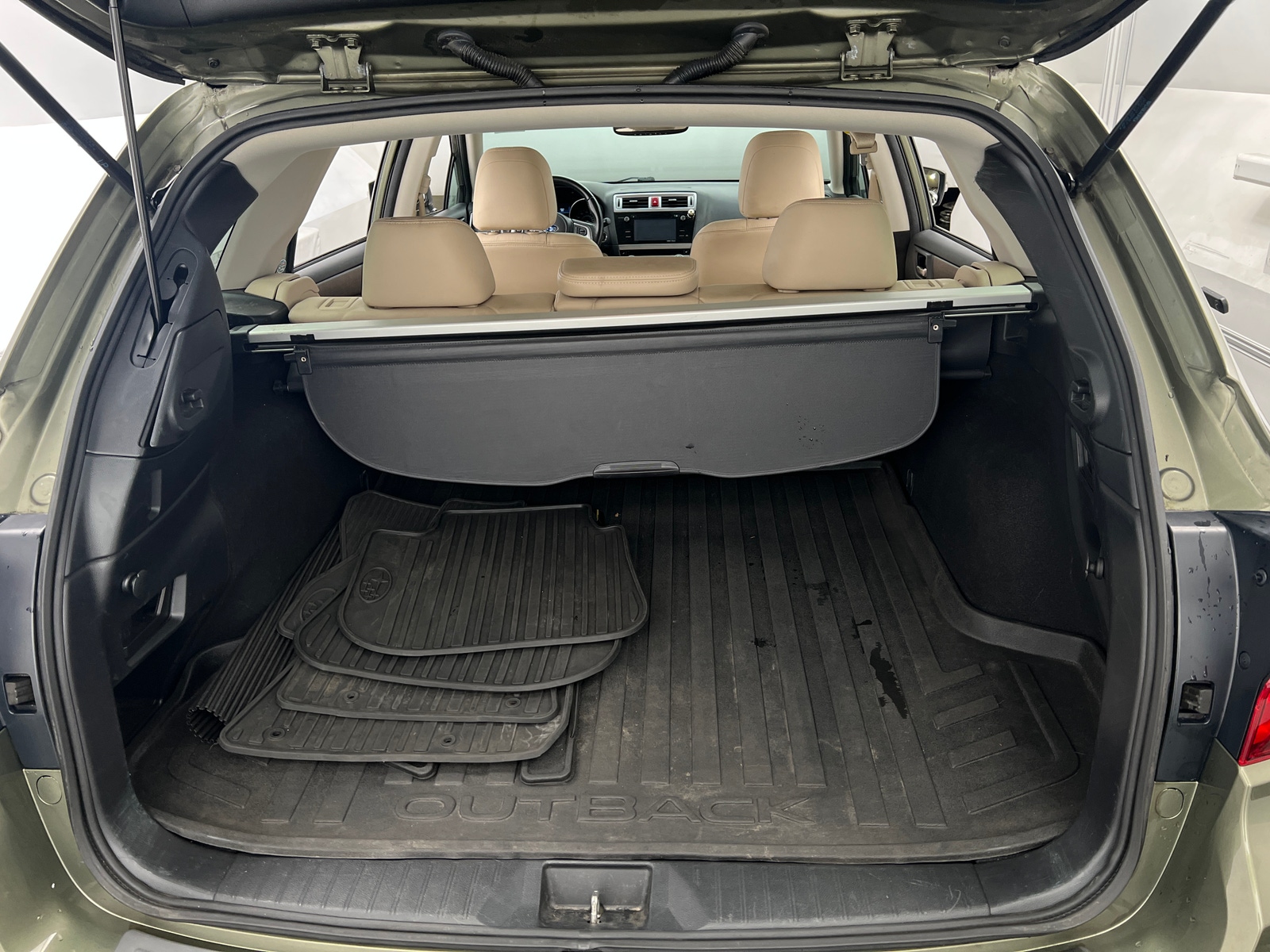 Thumbnail: 2016 Subaru Outback - 6