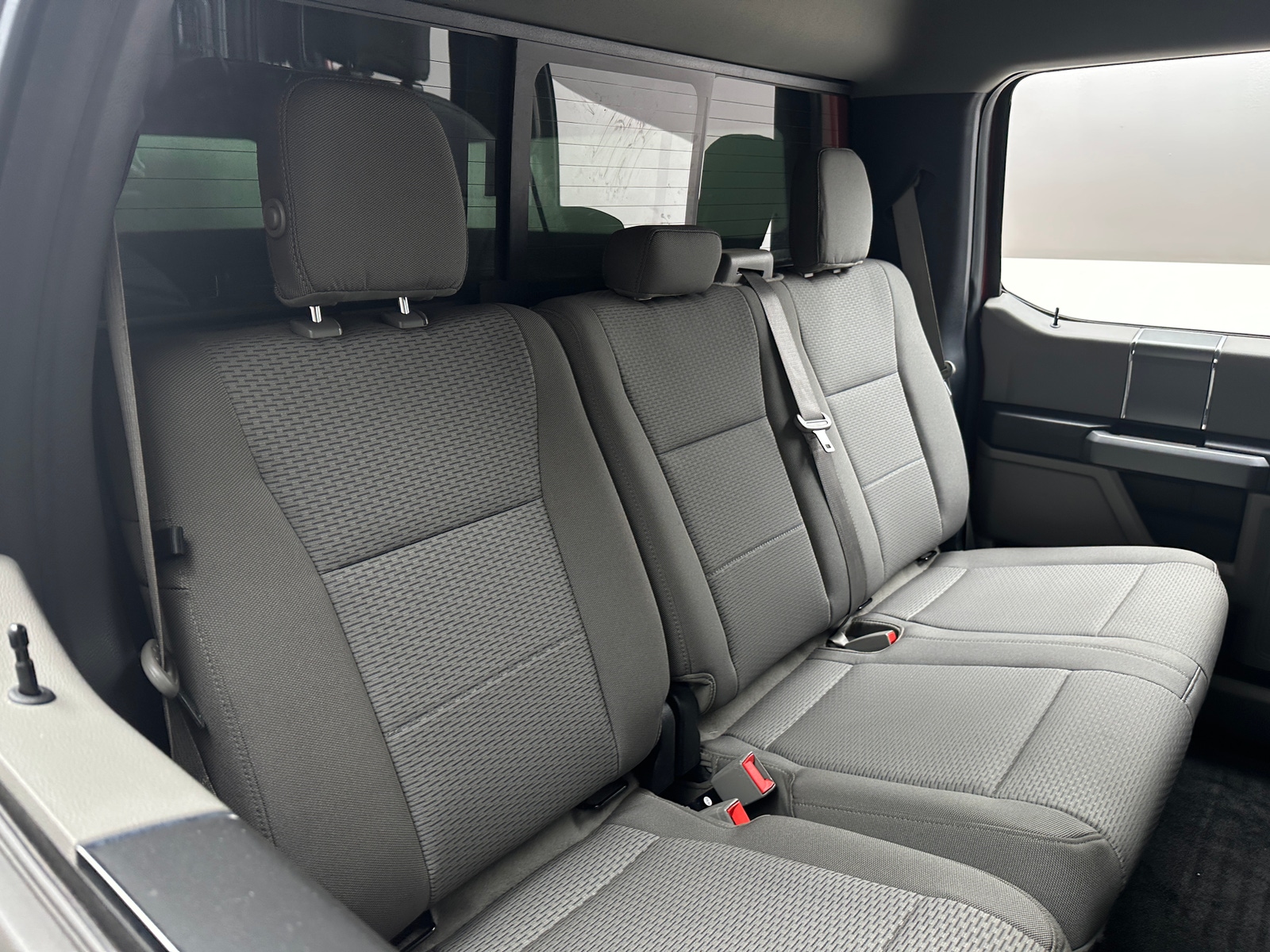 Thumbnail: 2018 Ford Econoline - 6