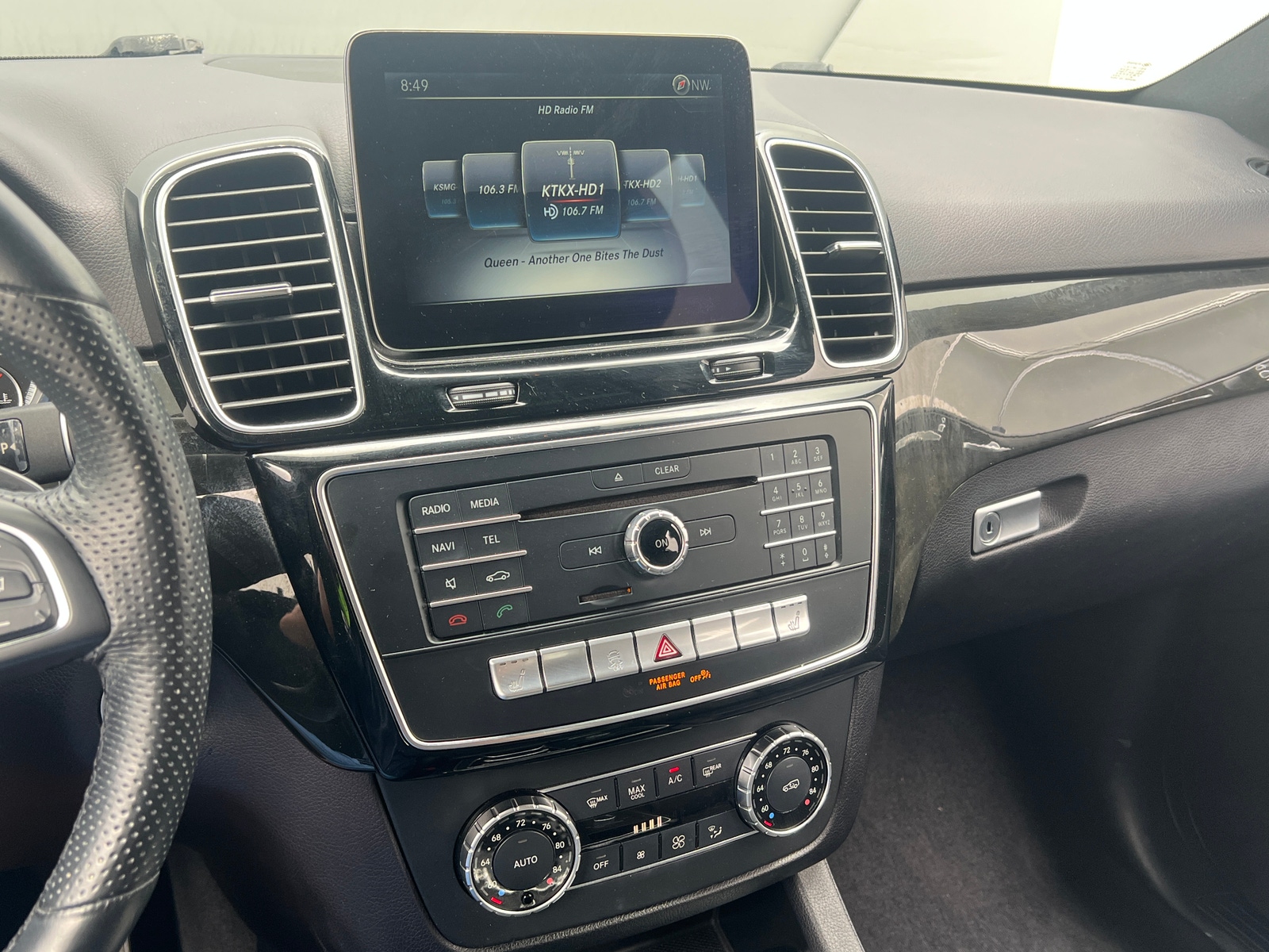 Thumbnail: 2017 Mercedes-Benz GLE - 3