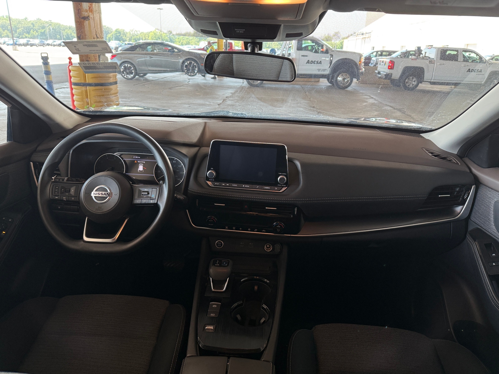 Thumbnail: 2021 Nissan Rogue - 3