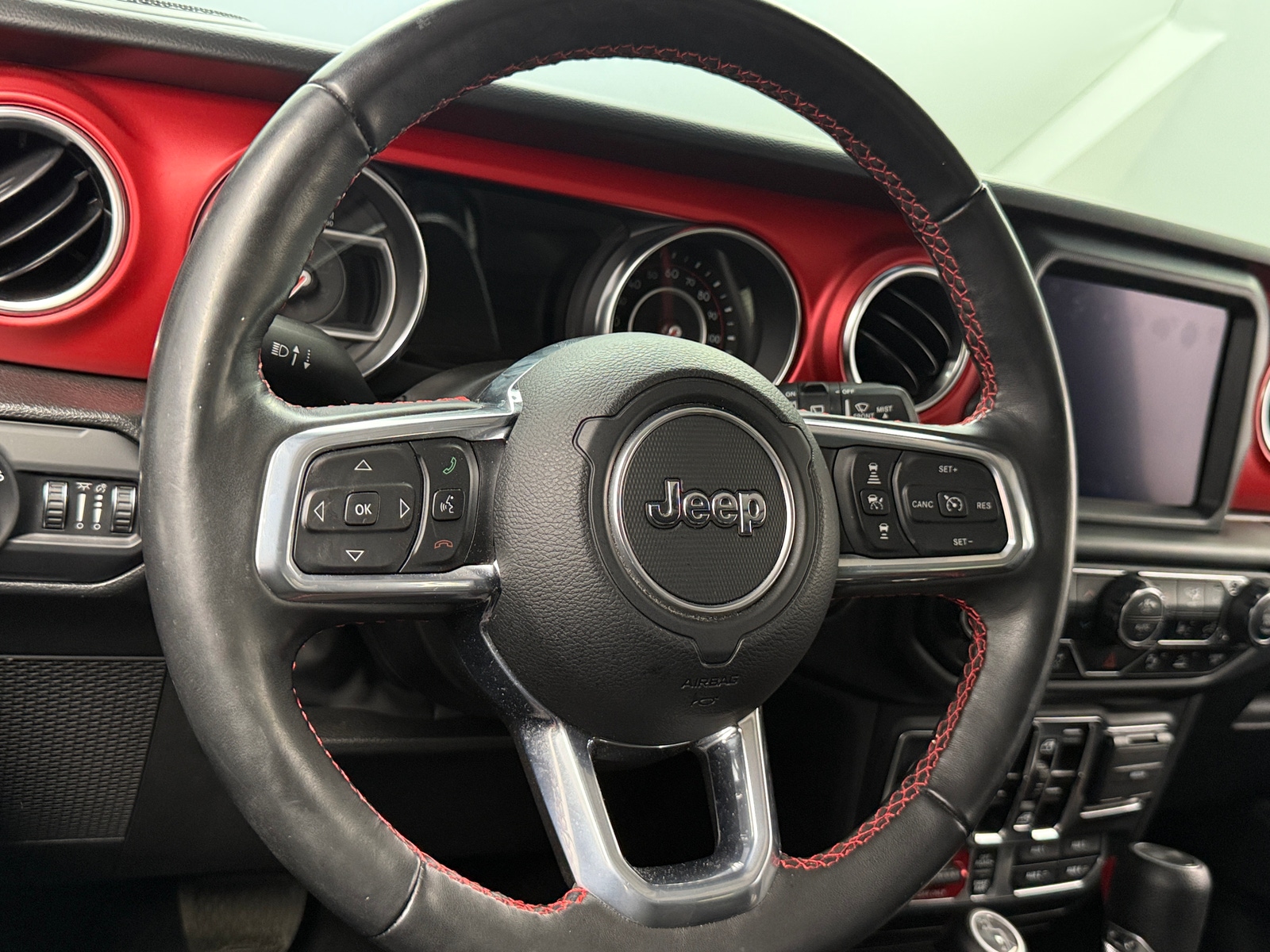 Thumbnail: 2022 Jeep Wrangler - 5