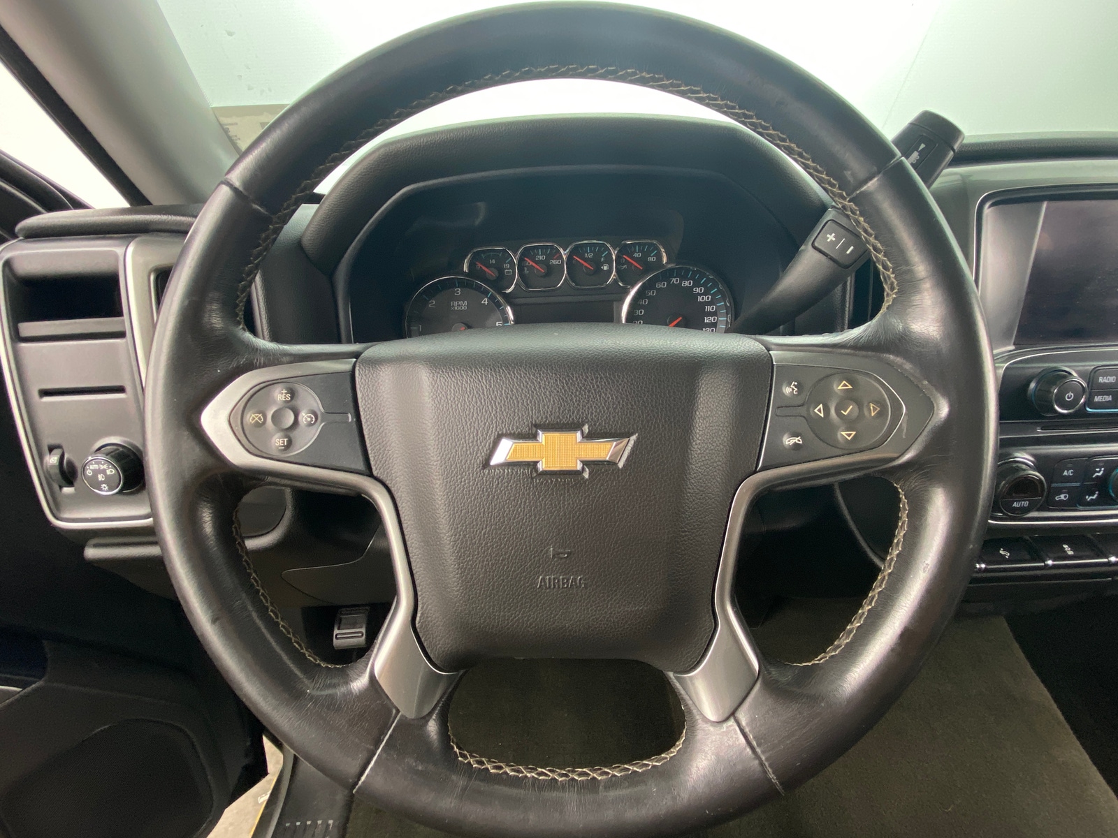 Thumbnail: 2018 Chevrolet Silverado 1500 - 5