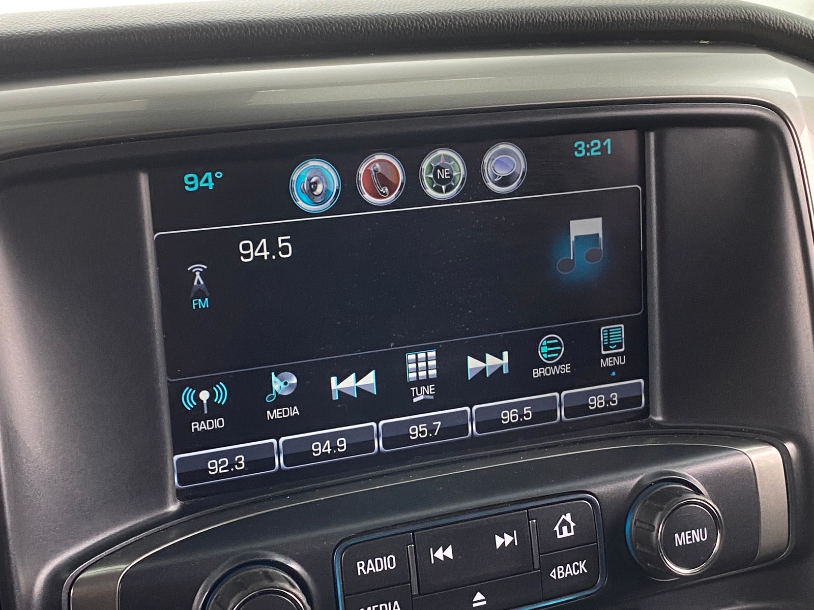 Thumbnail: 2018 Chevrolet Silverado 1500 - 4