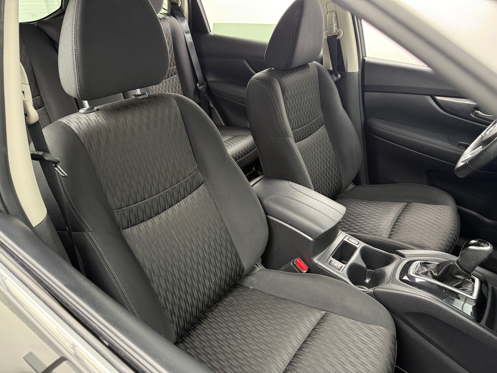 Thumbnail: 2018 Nissan Rogue - 2