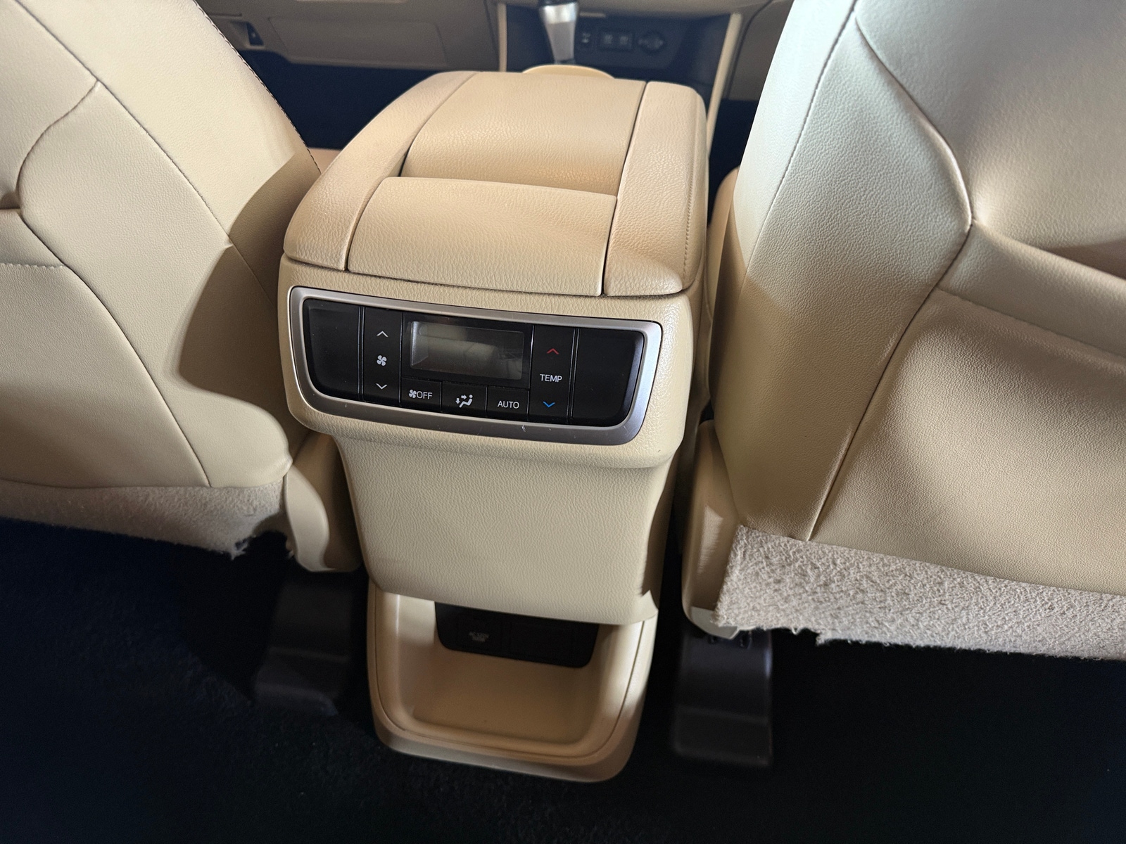 Thumbnail: 2018 Toyota Highlander - 5