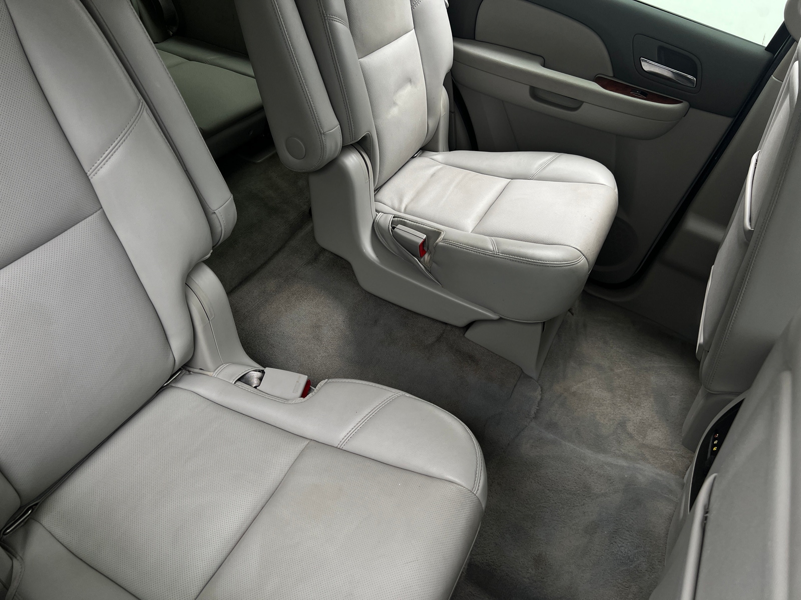 Thumbnail: 2014 Chevrolet Tahoe - 5