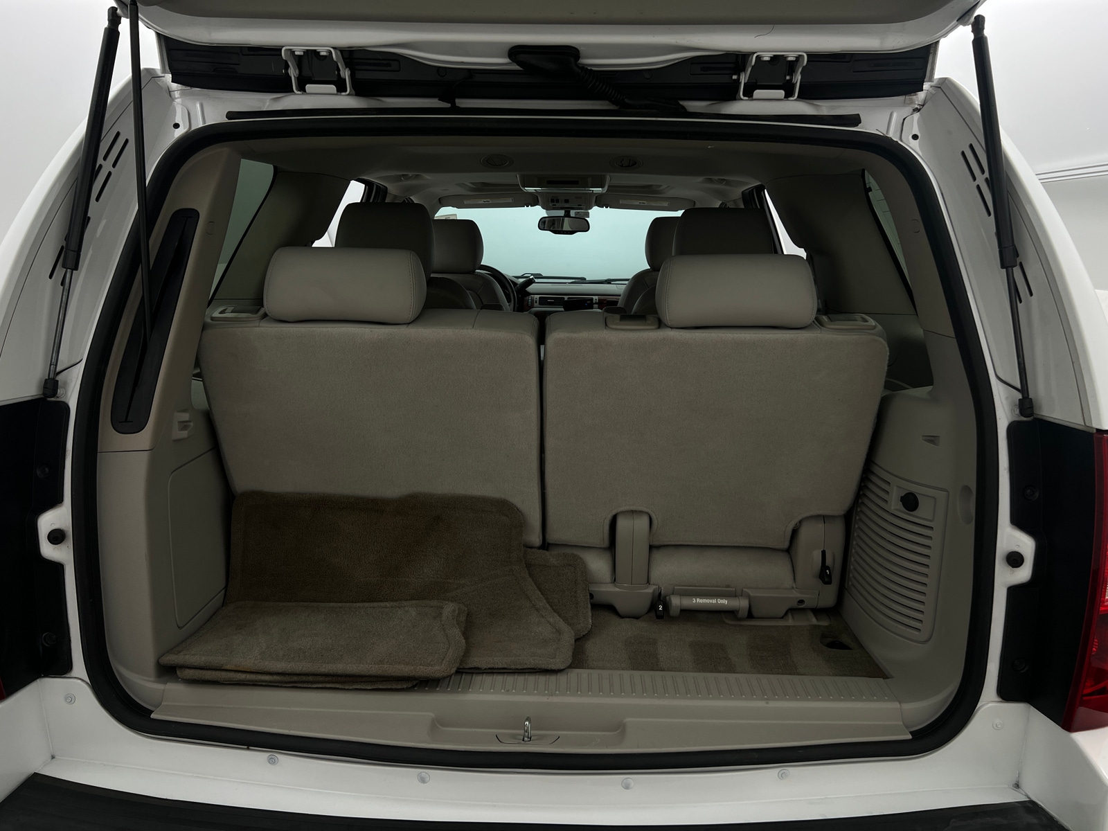 Thumbnail: 2014 Chevrolet Tahoe - 6