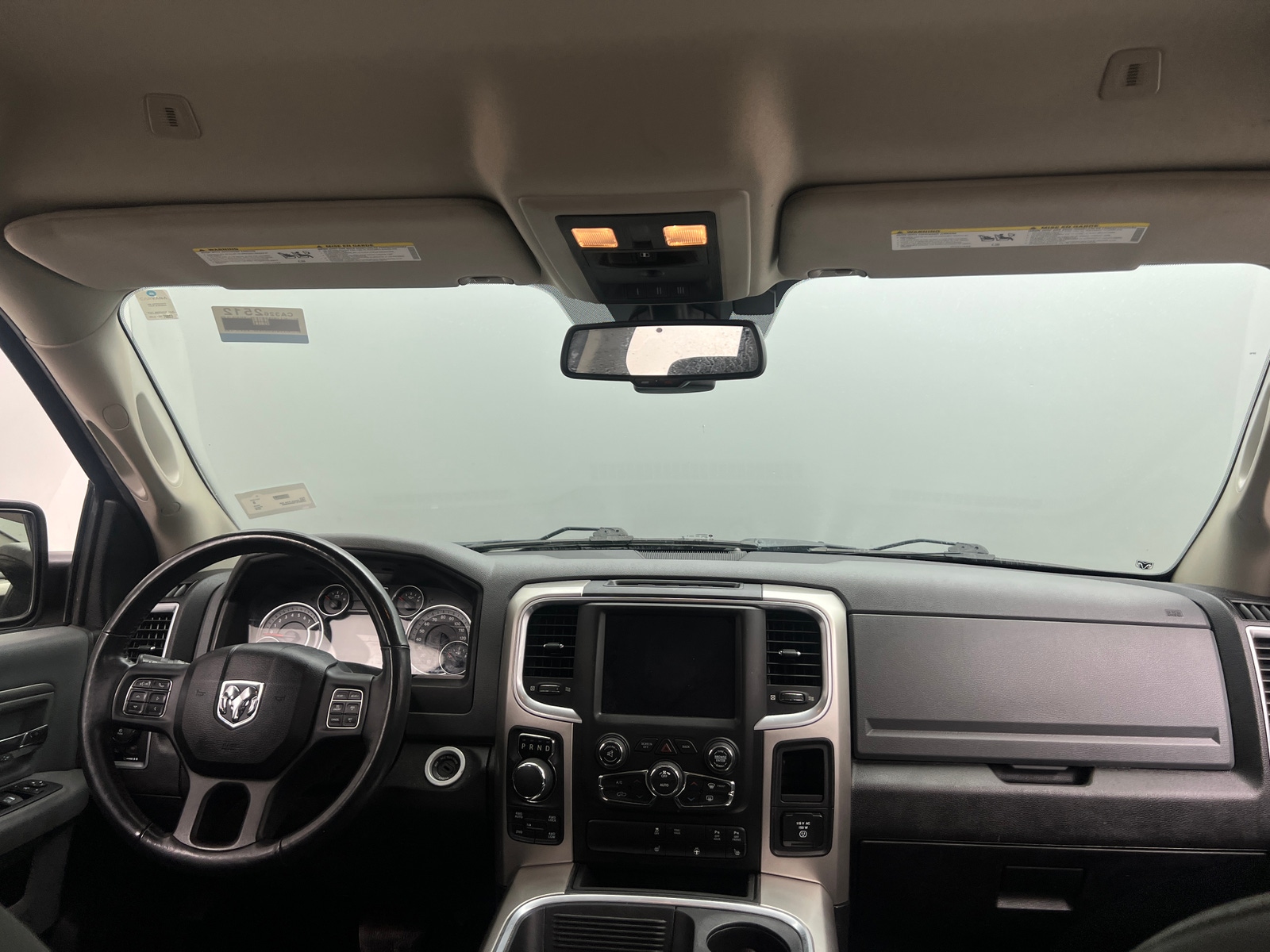 Thumbnail: 2019 RAM 1500 Classic - 3