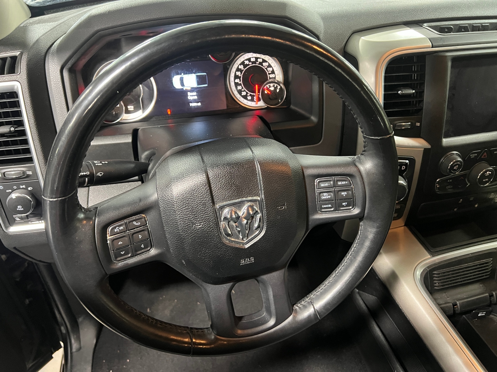 Thumbnail: 2019 RAM 1500 Classic - 5