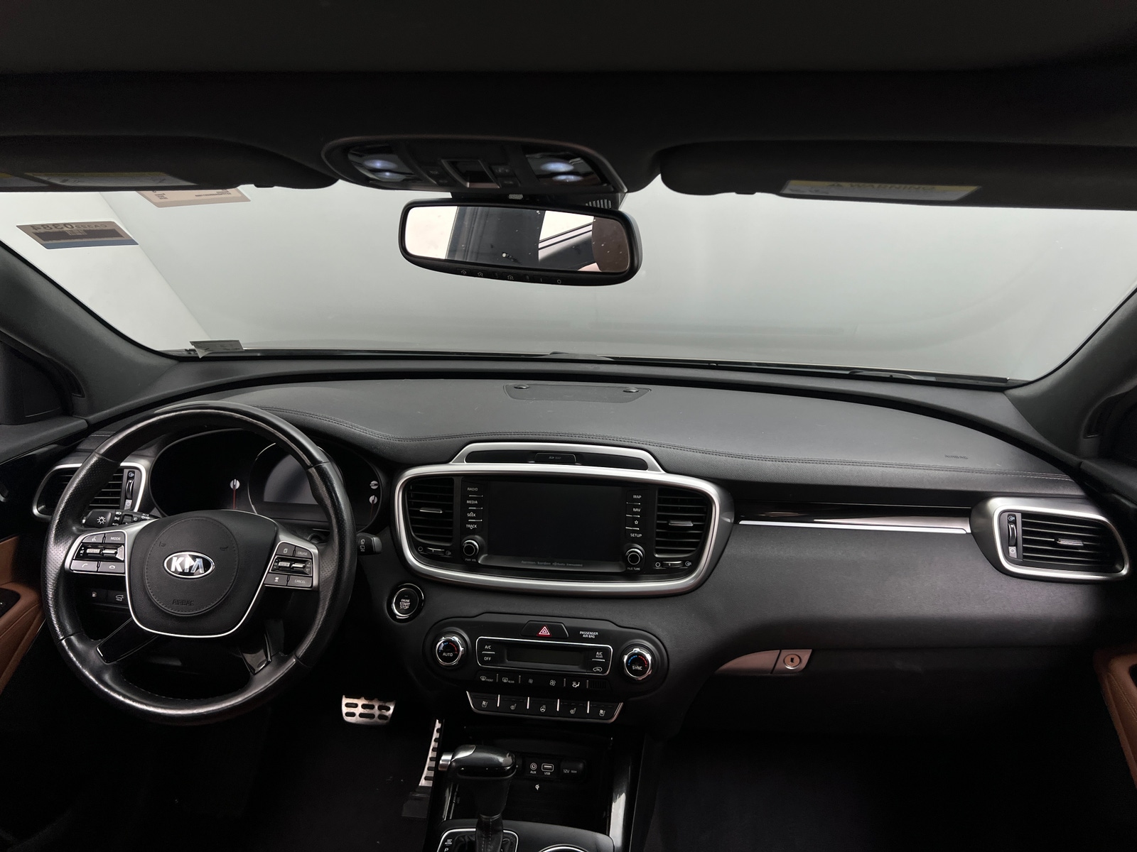 Thumbnail: 2019 Kia Sorento - 2