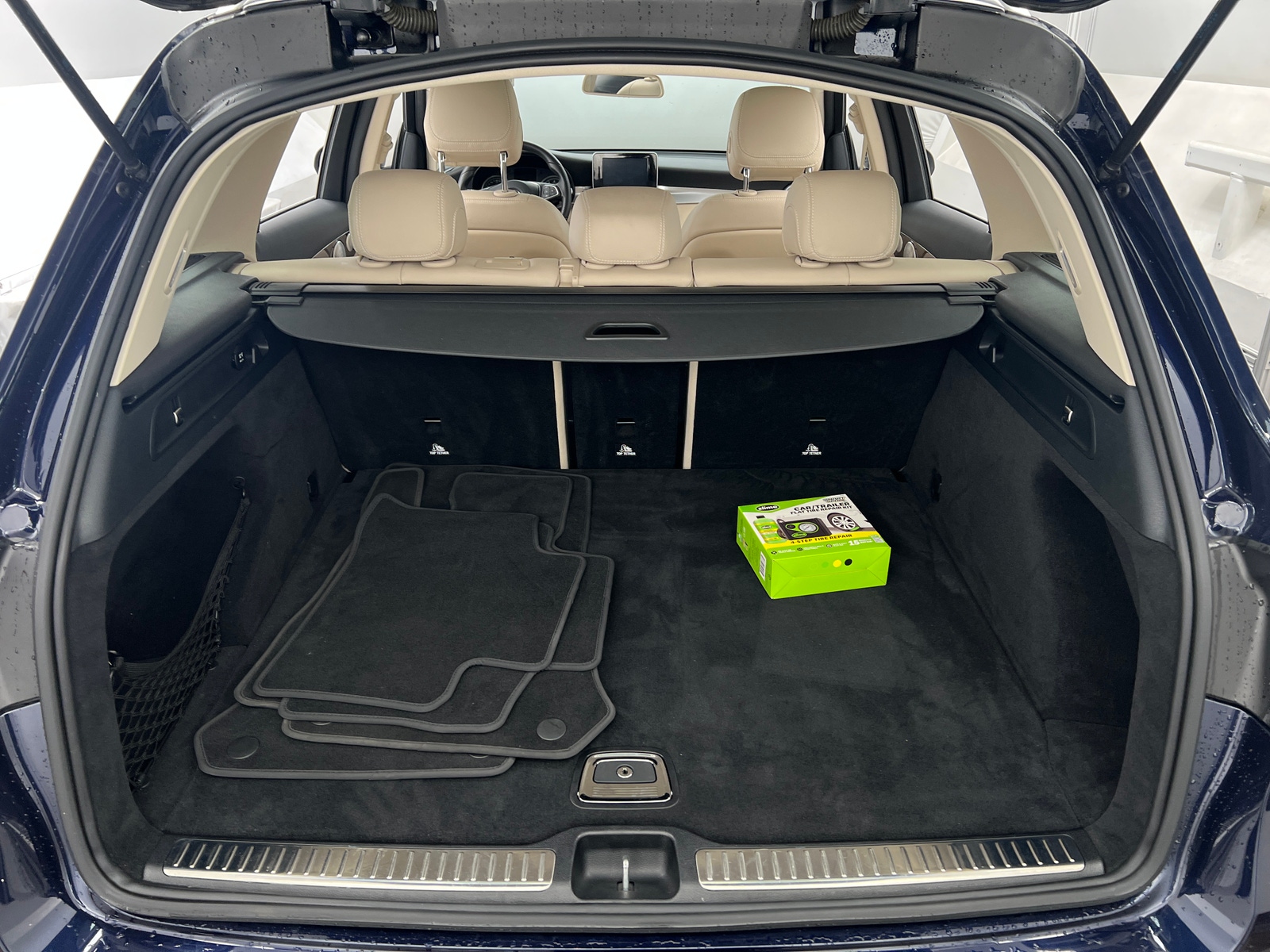 Thumbnail: 2016 Mercedes-Benz GLC - 7