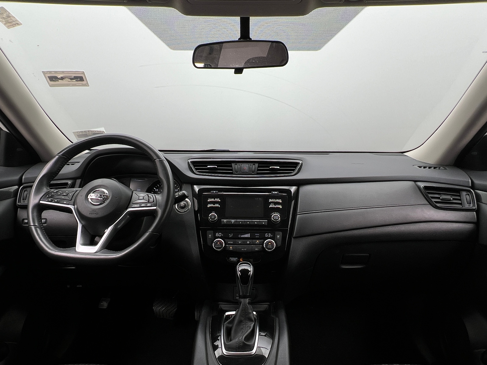 Thumbnail: 2017 Nissan Rogue - 3