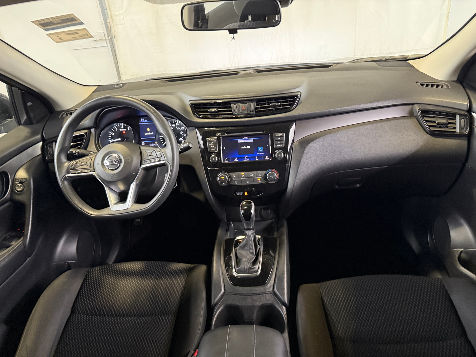 Thumbnail: 2020 Nissan Rogue Sport - 3