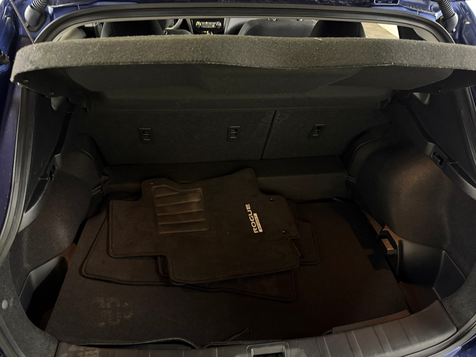 Thumbnail: 2020 Nissan Rogue Sport - 7