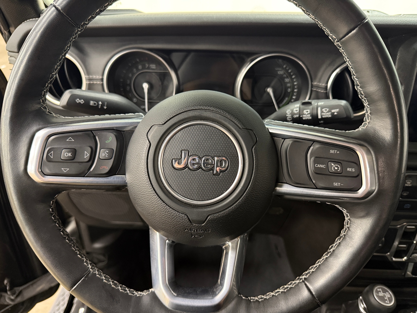 Thumbnail: 2022 Jeep Wrangler - 4