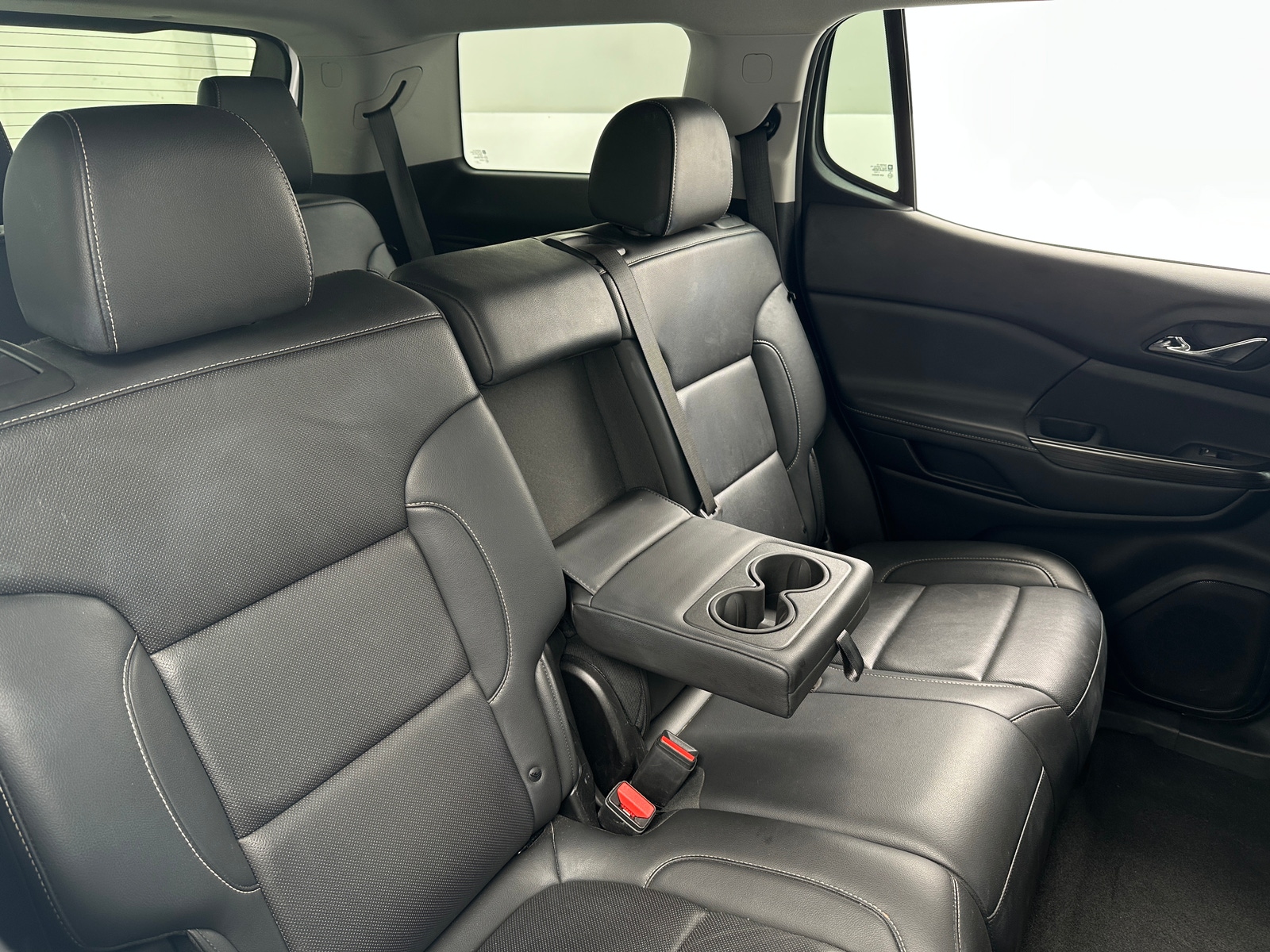 Thumbnail: 2023 GMC Acadia - 5