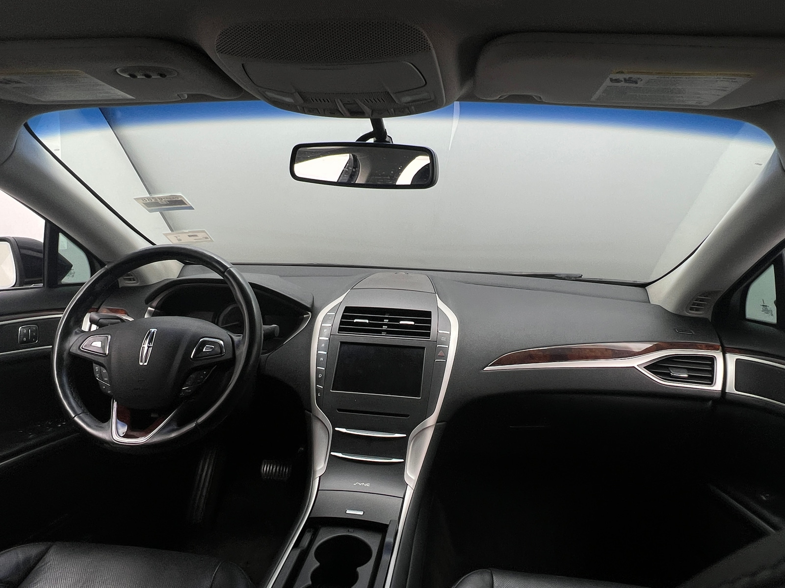 Thumbnail: 2016 Lincoln MKZ - 2