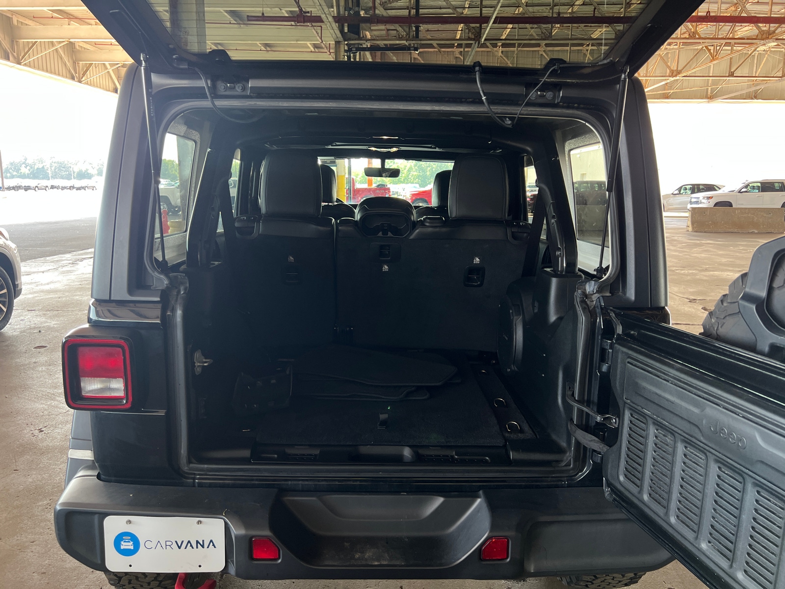 Thumbnail: 2020 Jeep Wrangler - 7