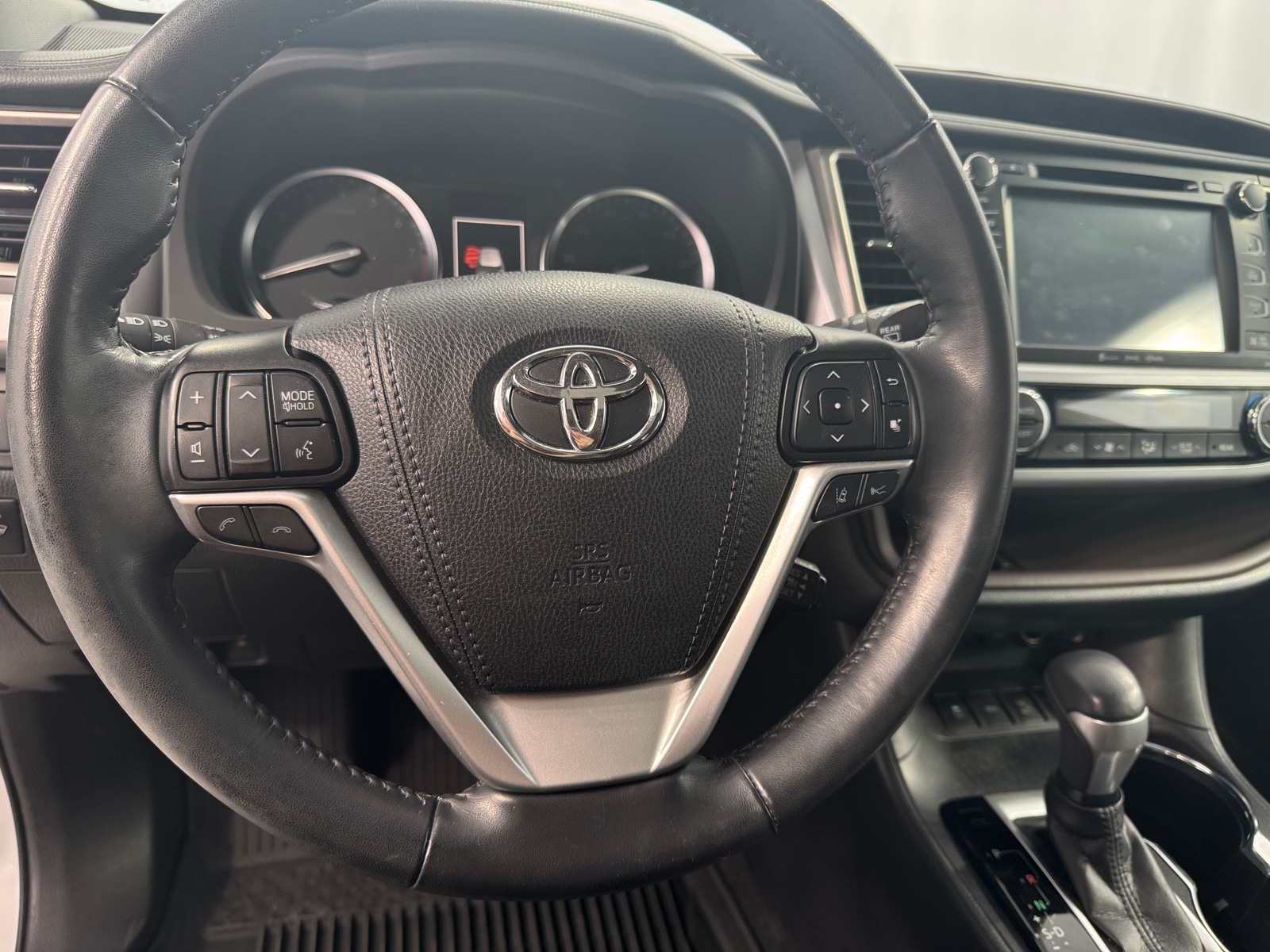 Thumbnail: 2019 Toyota Highlander - 4
