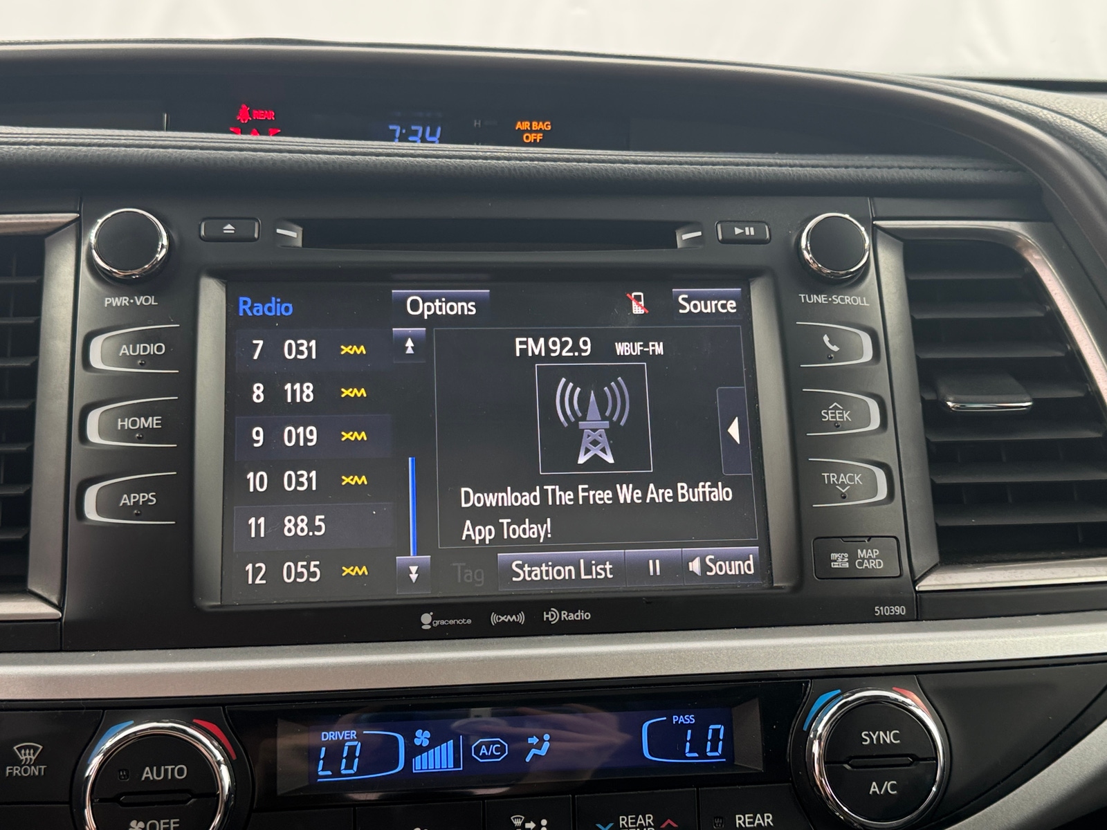 Thumbnail: 2019 Toyota Highlander - 3