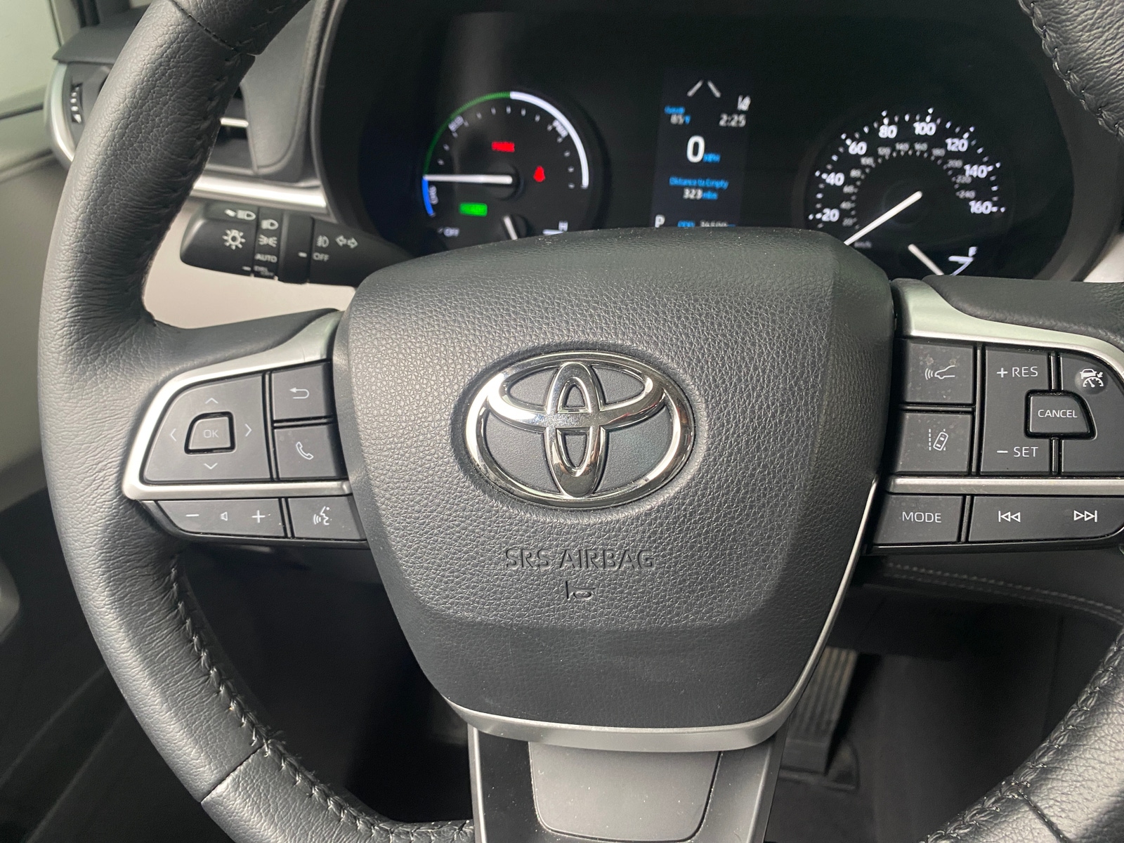 Thumbnail: 2022 Toyota Sienna - 4